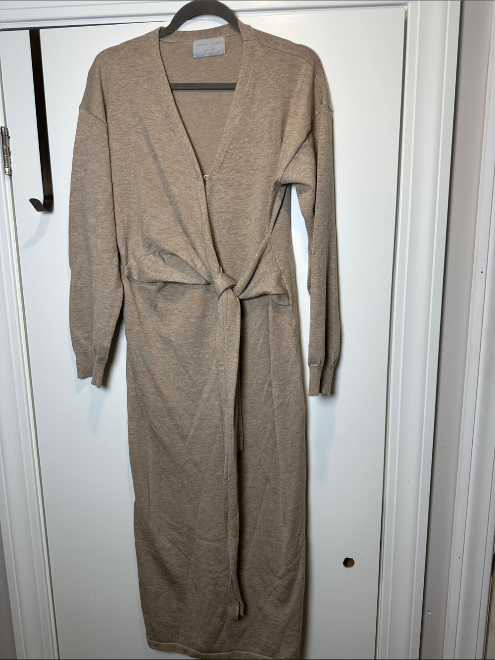 Modern Citizen Neutral Taupe Tie-Waist Knit Jumpsuit (28)